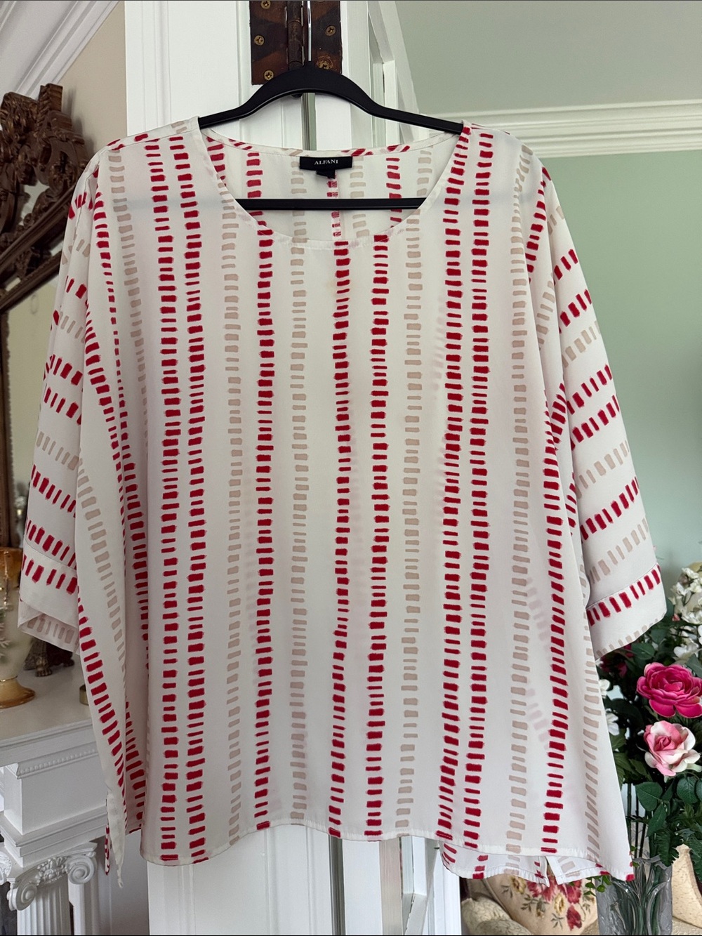 Alfani Red and beige Pattern on off white Tunic Top, size XL